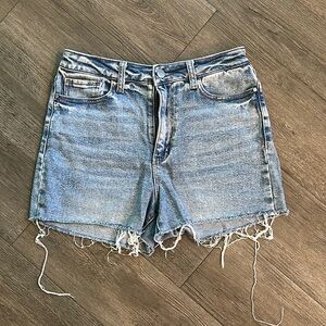Tinsel Blue Jean Shorts Distressed Mid-Thigh